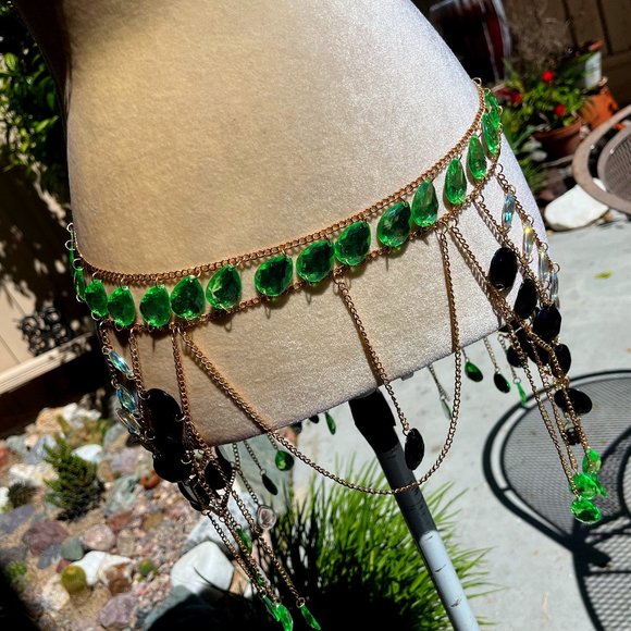 Metal Chain and Gemstones Skirt - Picture 3 of 9